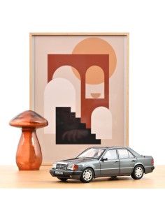 118 MERCEDES-BENZ 500 E 1990 PEARL GREY METALLIC